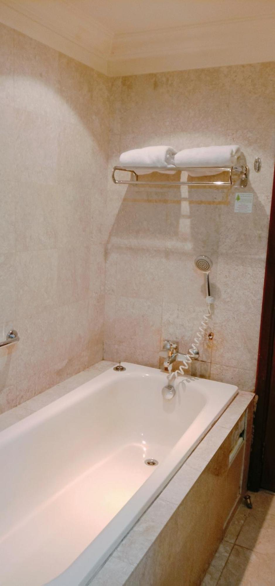 As At Times Square Apartment *