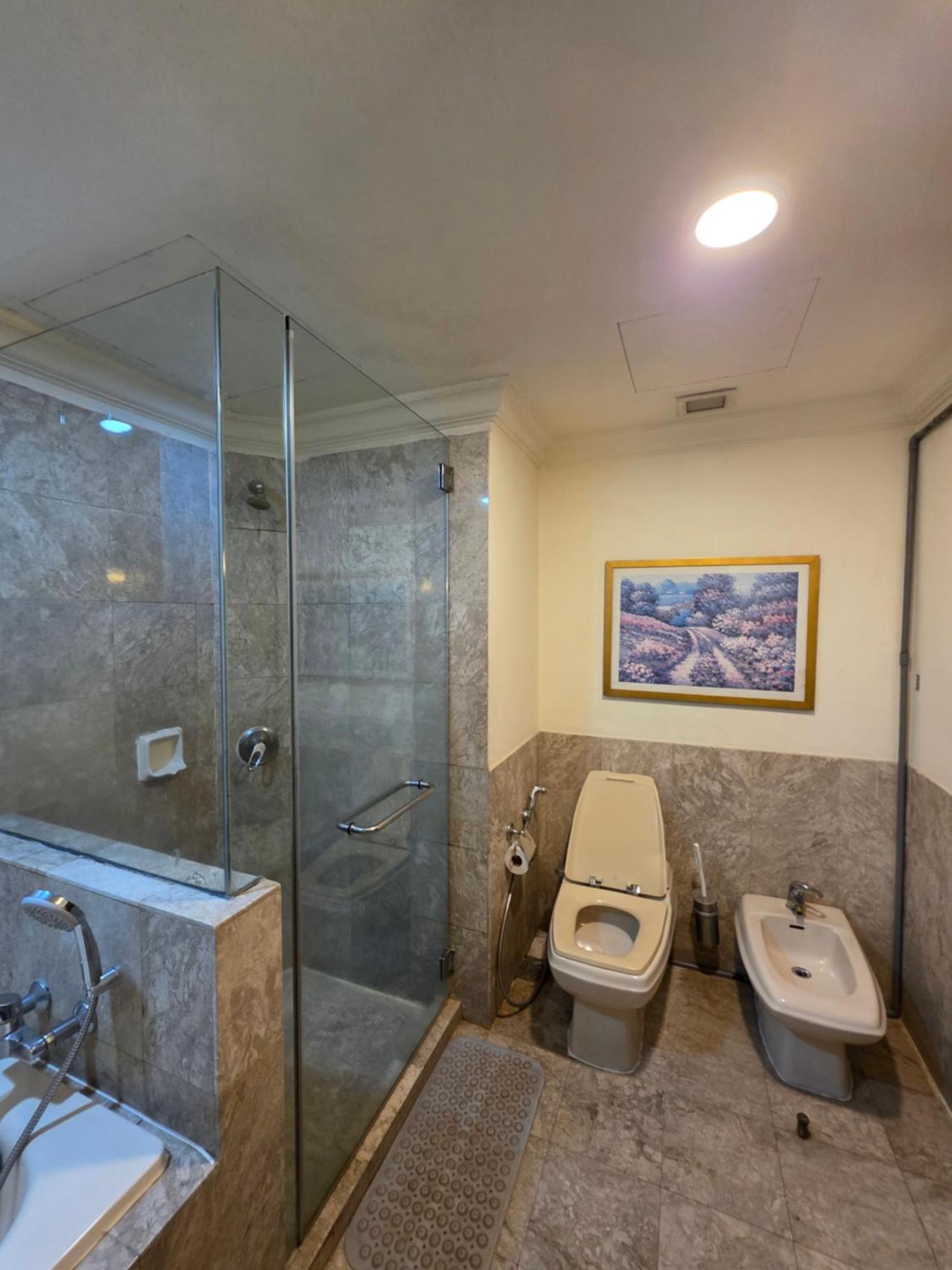 As At Times Square Apartment *